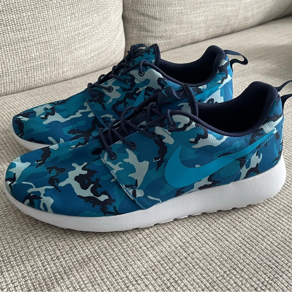 Nike Rosherun Print Dark Electric Blue